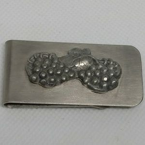 Money clip with pewter grapes